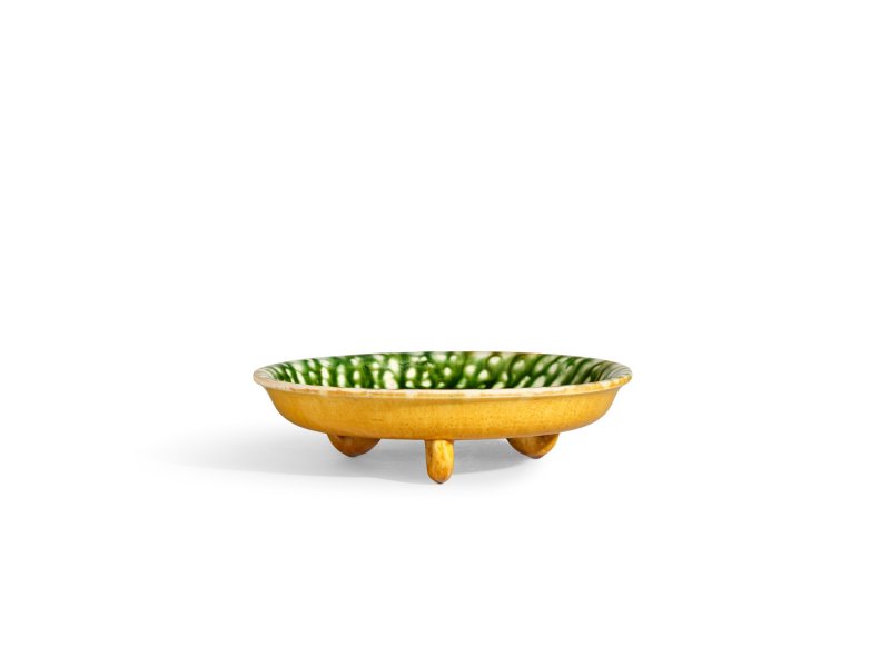 A small sancai tripod dish, Tang dynasty | 唐　三彩寶相花三足盤 - 图2