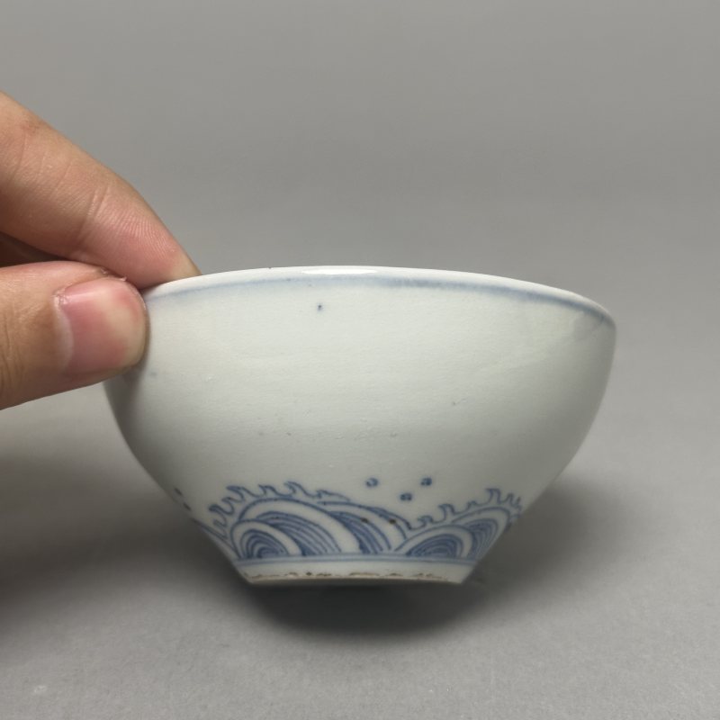 清雍正 青花双龙赶珠纹茶圆 - 图4