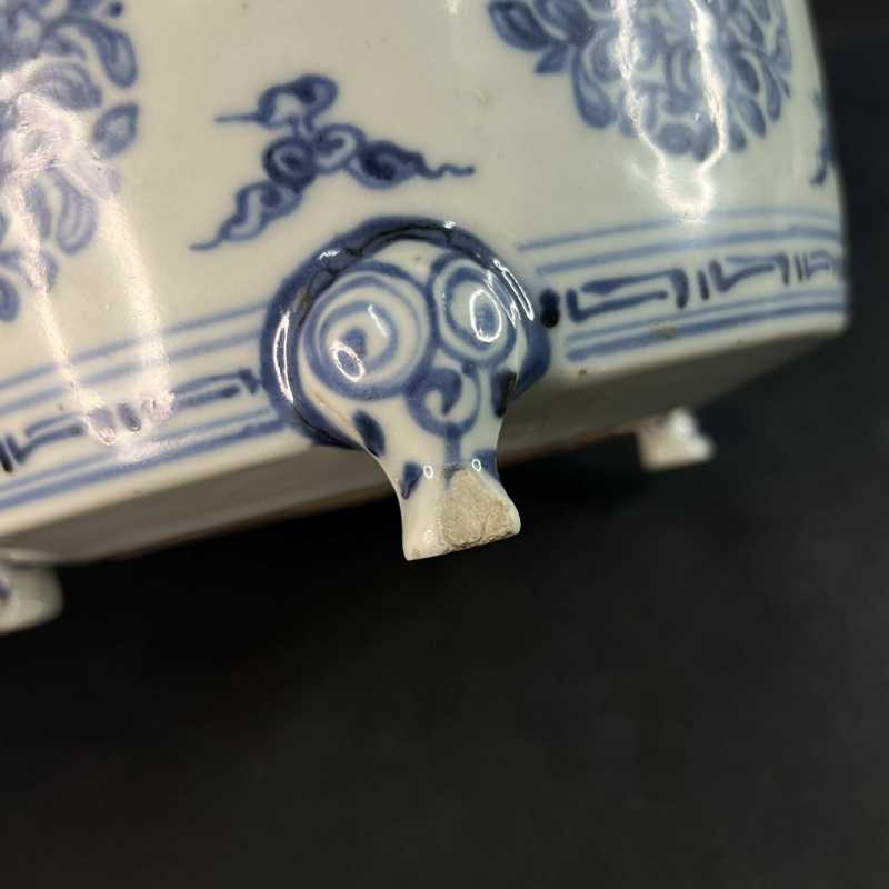 明中期 青花折枝花卉纹炉 - 图8