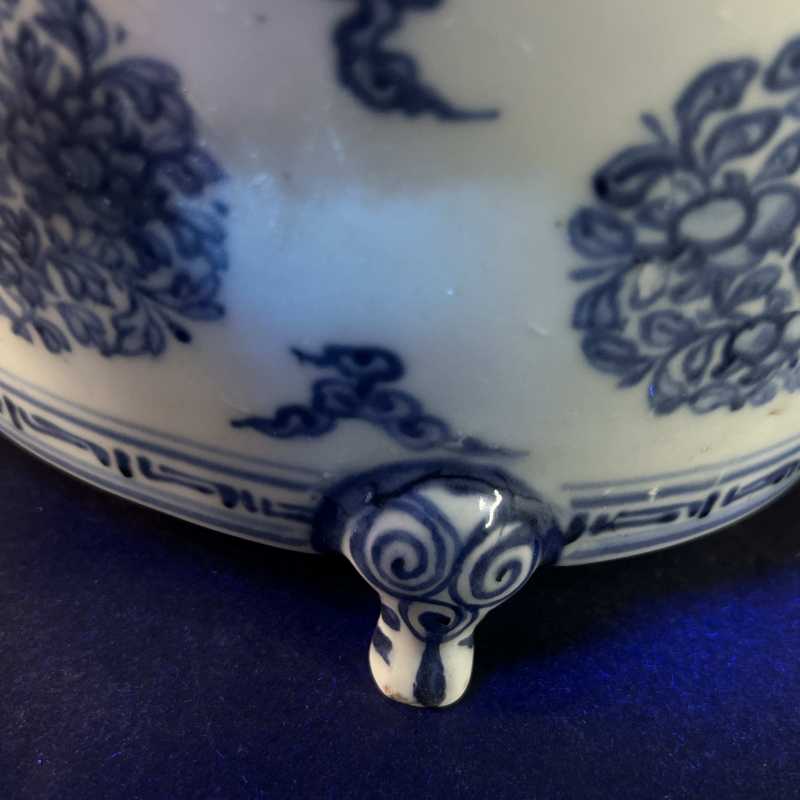 明中期 青花折枝花卉纹炉 - 图9