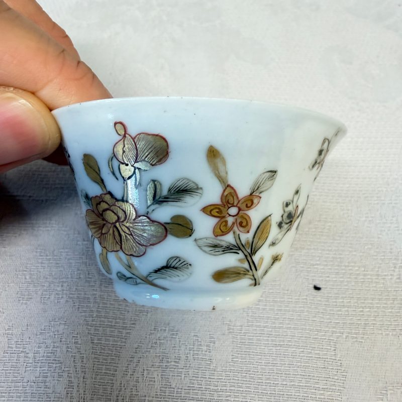 A set of six Chinese silver and gilt-decorated 'Pheasants Among Flowering Branches' tea bowls and saucers - 图33