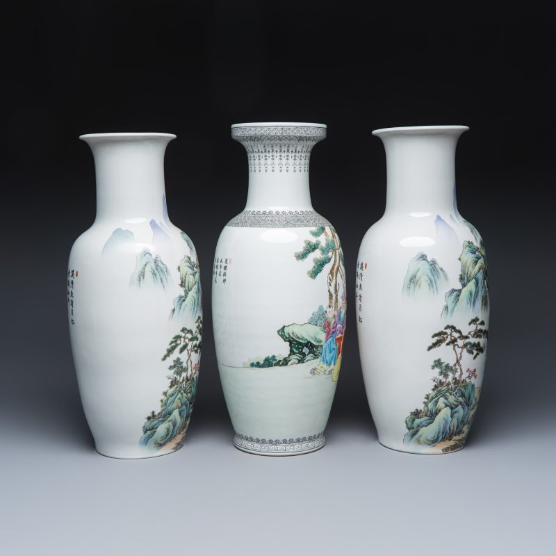 A pair of Chinese famille rose 'Landscape' vases and an 'Immortals' vase - 图5