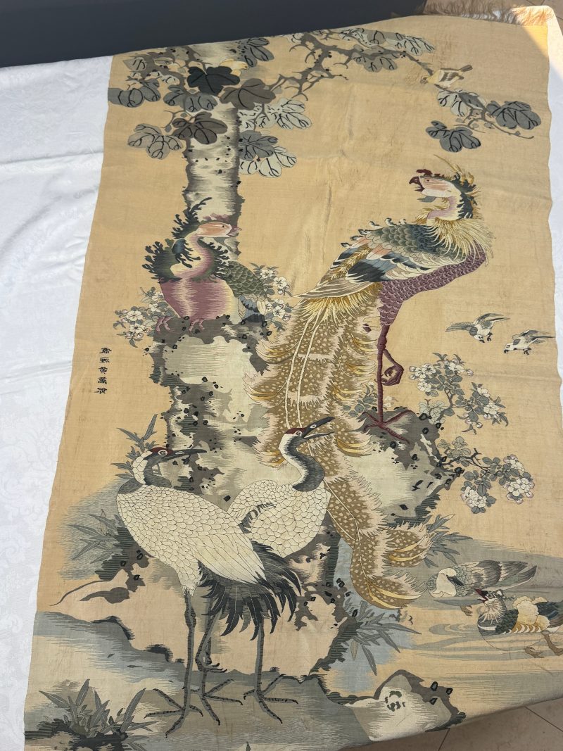 A Chinese kesi 'Phoenixes and Birds' panel - 图4