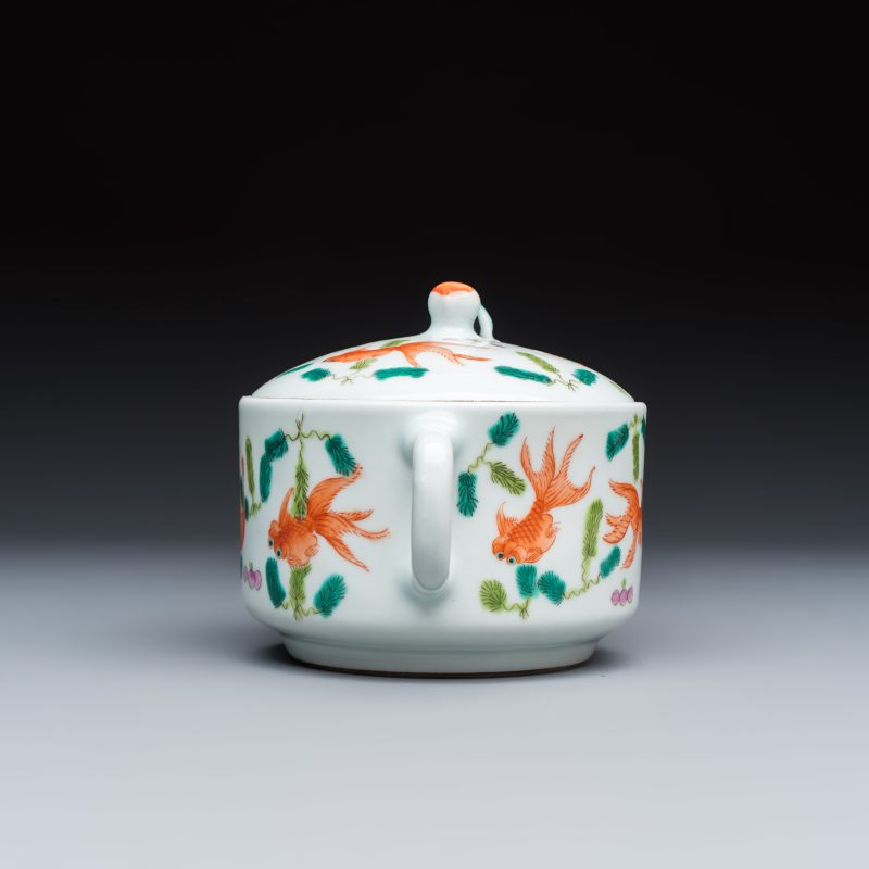 Four Chinese famille rose wares - 图3