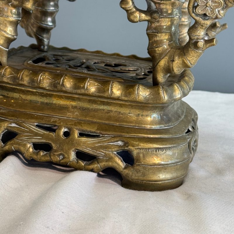 A Vietnamese bronze covered censer and stand - 图15