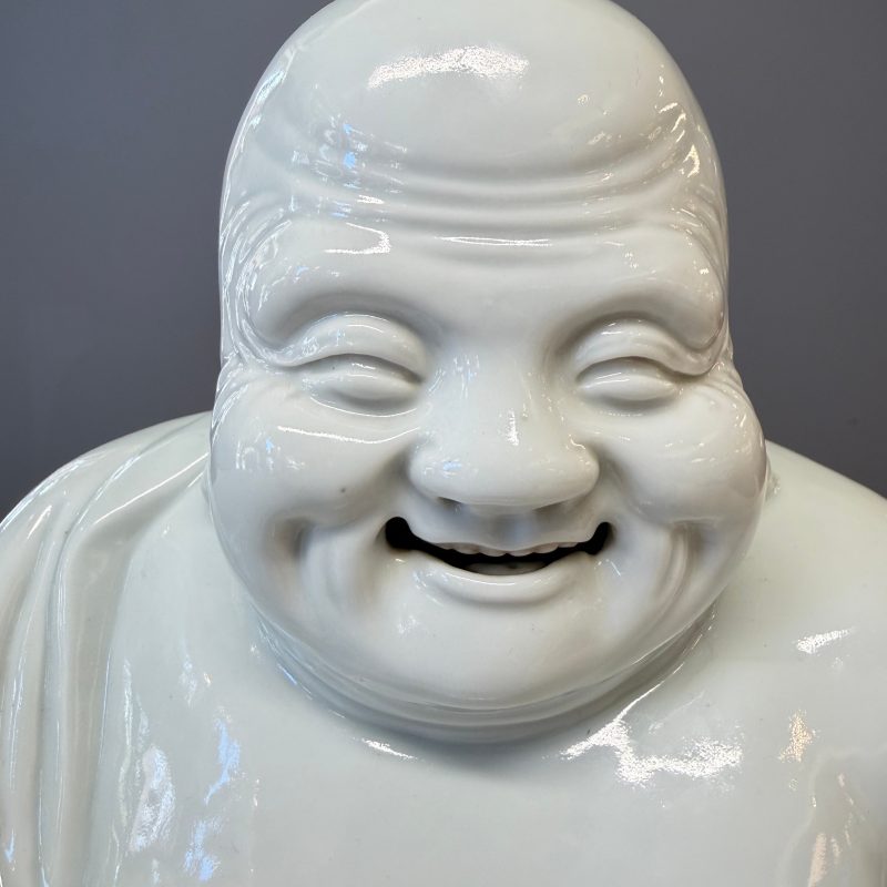 A Chinese white-glazed Milefo Buddha on a gilt-lacquered wooden lotus throne - 图15