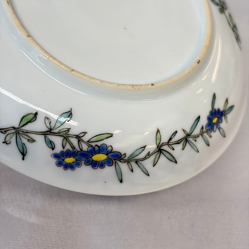 A pair of fine Chinese famille rose 'Rooster' tea bowls and saucers - 图20