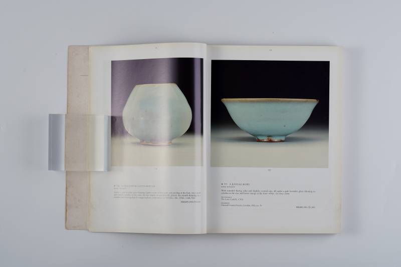 香港佳士得1991年：《重要中国陶瓷、玉器及艺术品》(附藏家签名纪念本） - 图3