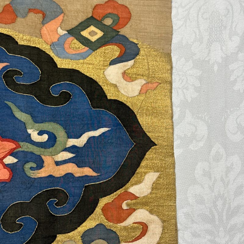 A Chinese kesi 'Deer, Crane and Dragon' panel - 图19