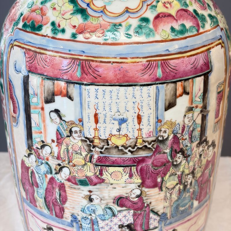 A Chinese famille rose vase with narrative design - 图14