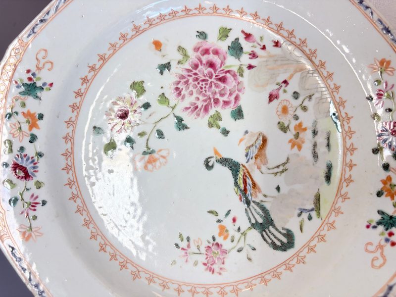 Two pairs of Chinese famille rose plates - 图20