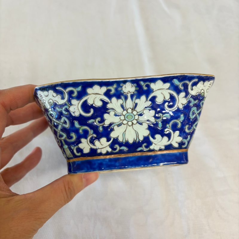 A Chinese polychrome-enamelled nine-piece sweetmeat set in a gilt-lacquered box - 图61