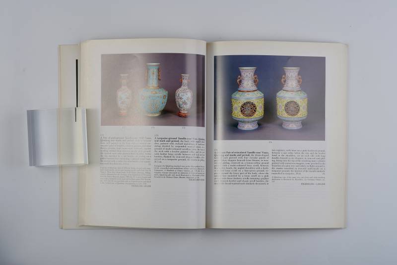 香港苏富比1987年：《重要中国瓷器、工艺品、玉雕及翡翠首饰》 - 图9