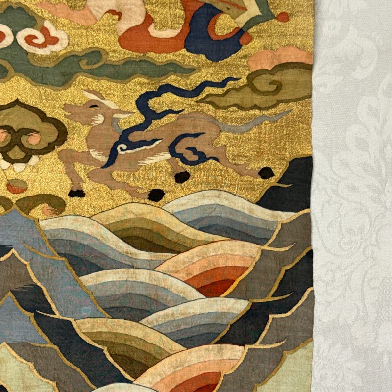A Chinese kesi 'Deer, Crane and Dragon' panel - 图21