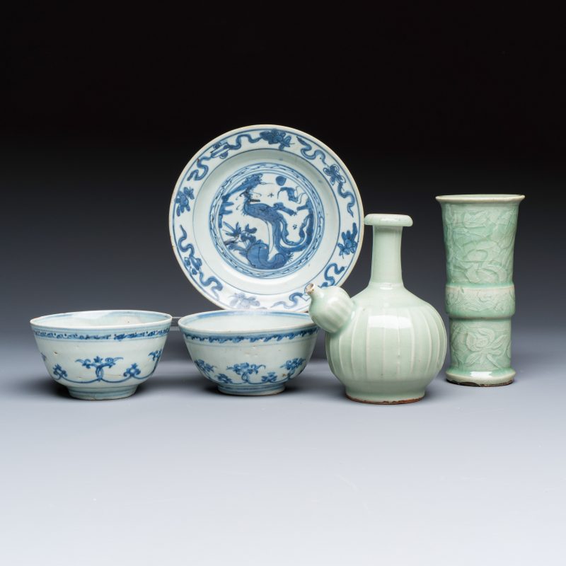 Two Chinese blue and white bowls, a plate, a celadon kendi and a vase