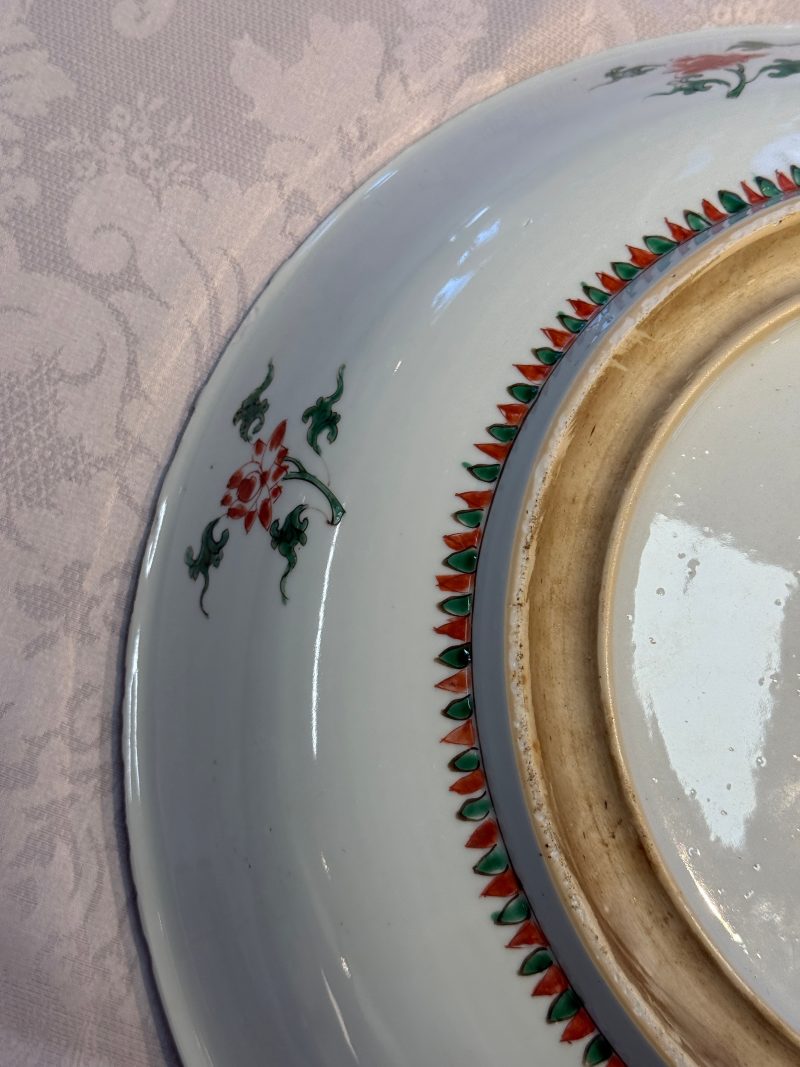 A Chinese famille verte 'Flower Basket' dish - 图15