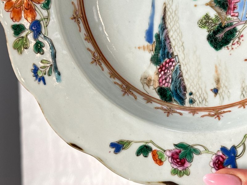 Four Chinese famille rose 'Riverscape' plates - 图13