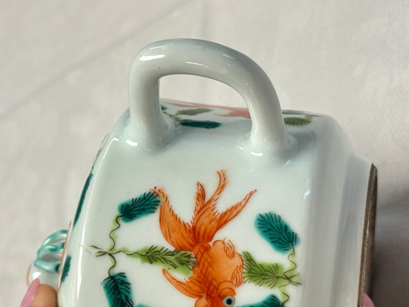 Four Chinese famille rose wares - 图28