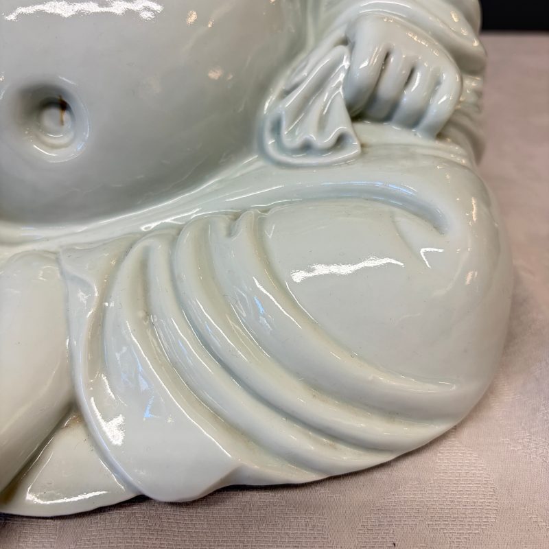 A Chinese white-glazed Milefo Buddha on a gilt-lacquered wooden lotus throne - 图23