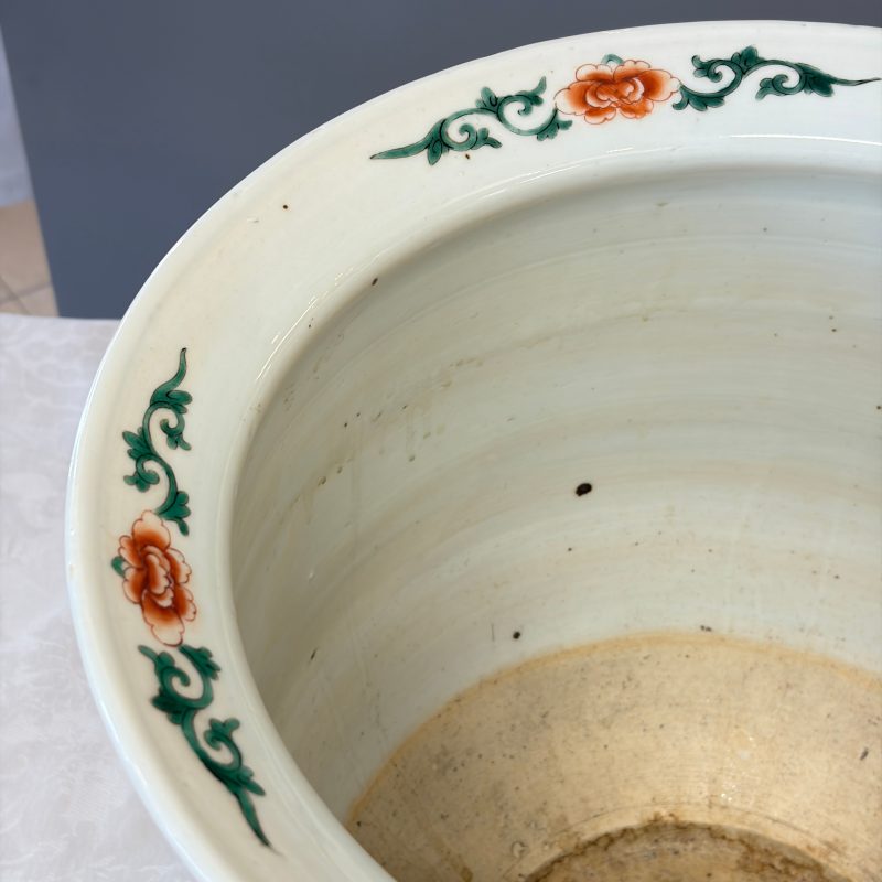 A Chinese famille verte yellow-ground 'Birds among Flowering Branches' jardinière - 图21