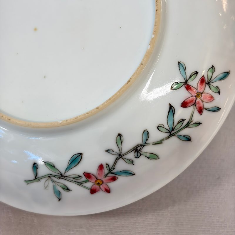 A pair of fine Chinese famille rose 'Rooster' tea bowls and saucers - 图31