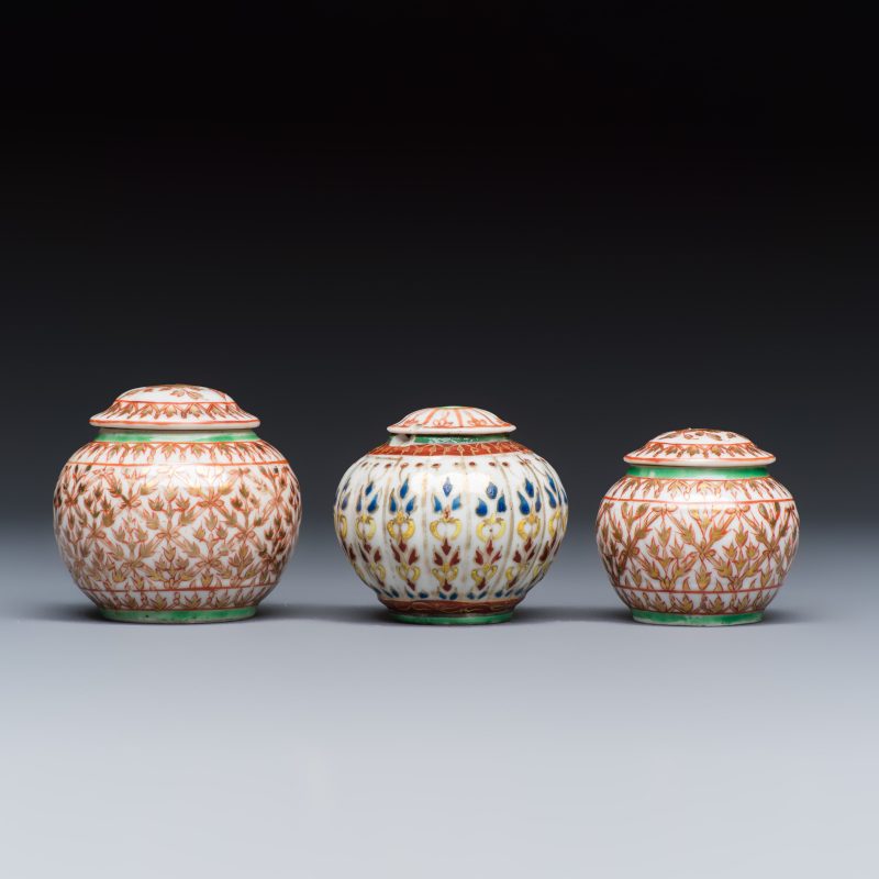 A group of nine Chinese Bencharong wares for the Thai market - 图26
