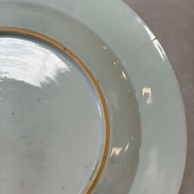 A collection of 13 Chinese famille rose 'Landscape' plates and dishes - 图59