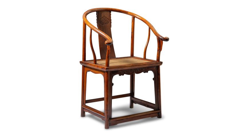 A pair of huanghuali horseshoe-back armchairs, Quanyi - 图3