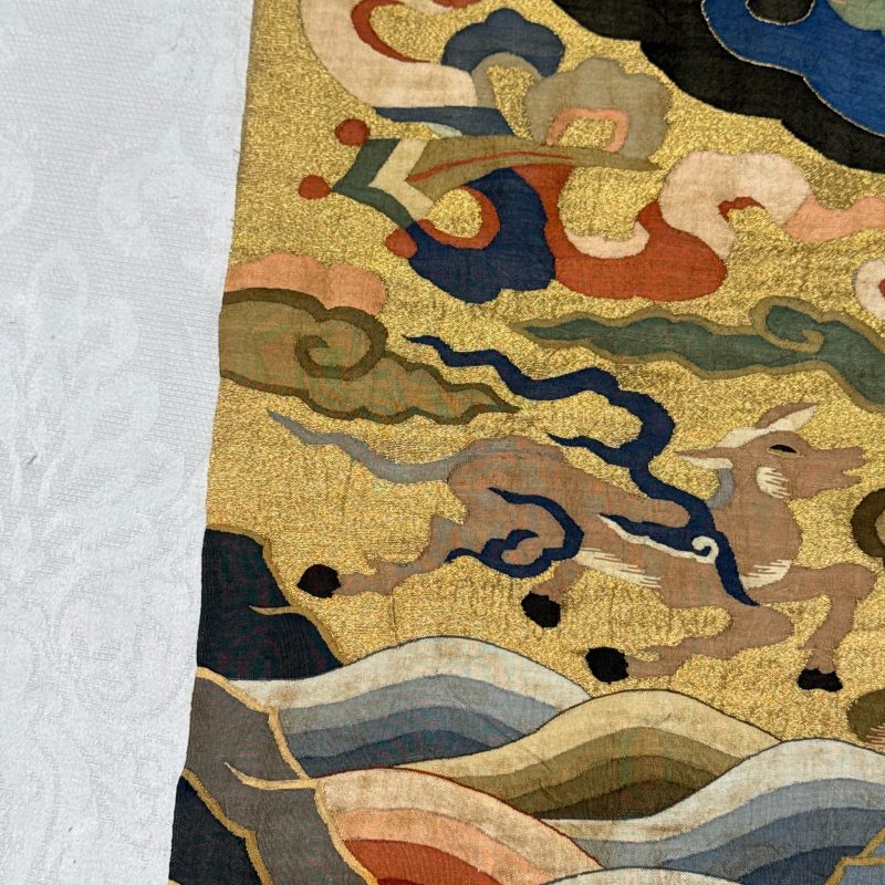 A Chinese kesi 'Deer, Crane and Dragon' panel - 图26