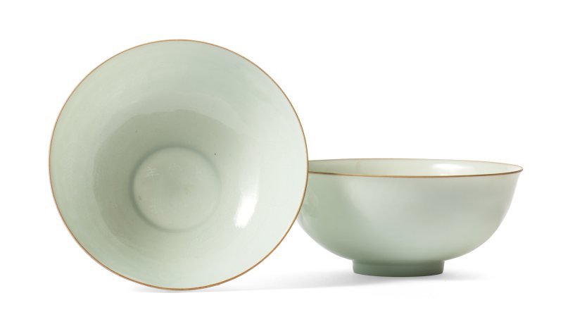 A pair of anhua-decorated 'dragon' bowls - 图1
