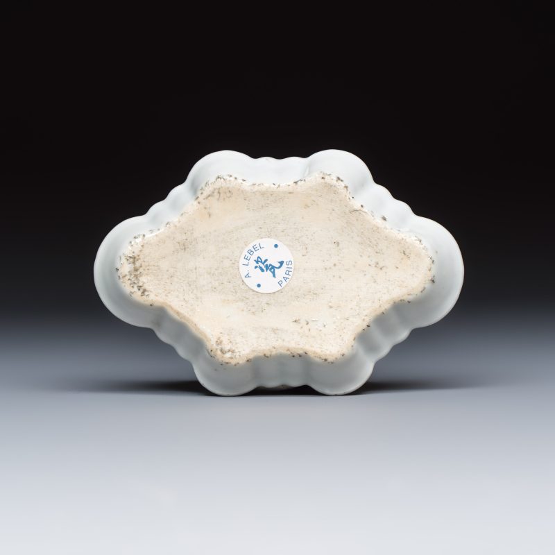 A fine Chinese export porcelain 'Judgement of Paris' spoon tray - 图2