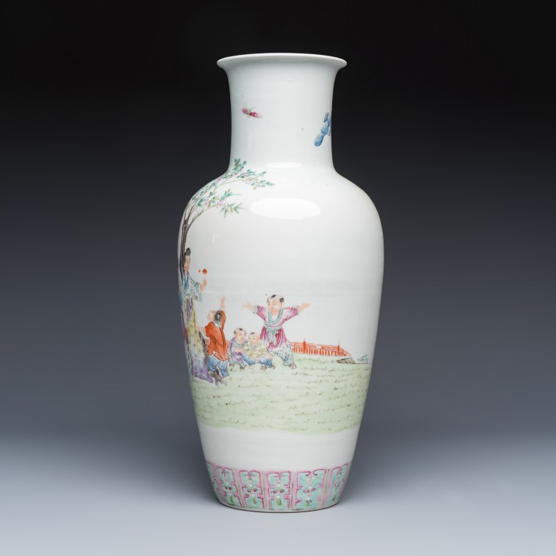 A Chinese famille rose 'Elegant ladies with playing boys' vase - 图2