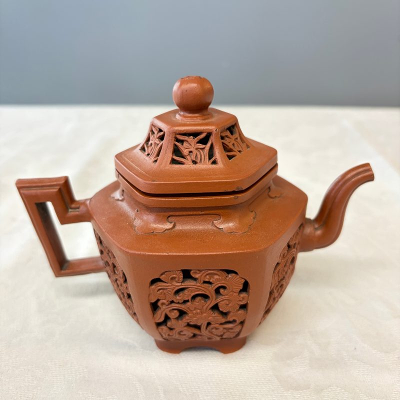 A Chinese Yixing stoneware openworked double-walled teapot and cover with floral design - 图10
