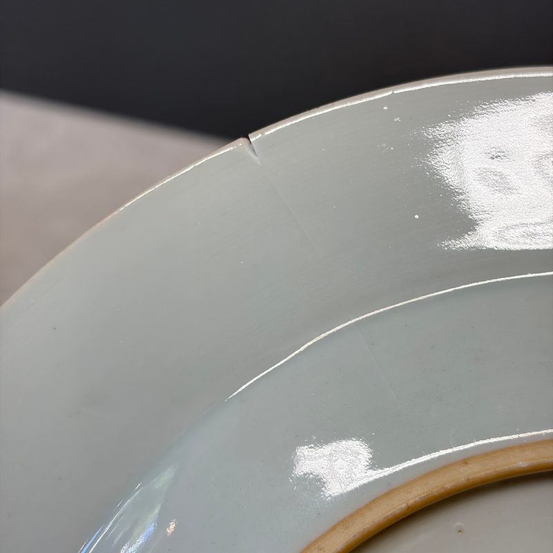 A collection of 13 Chinese famille rose 'Landscape' plates and dishes - 图61