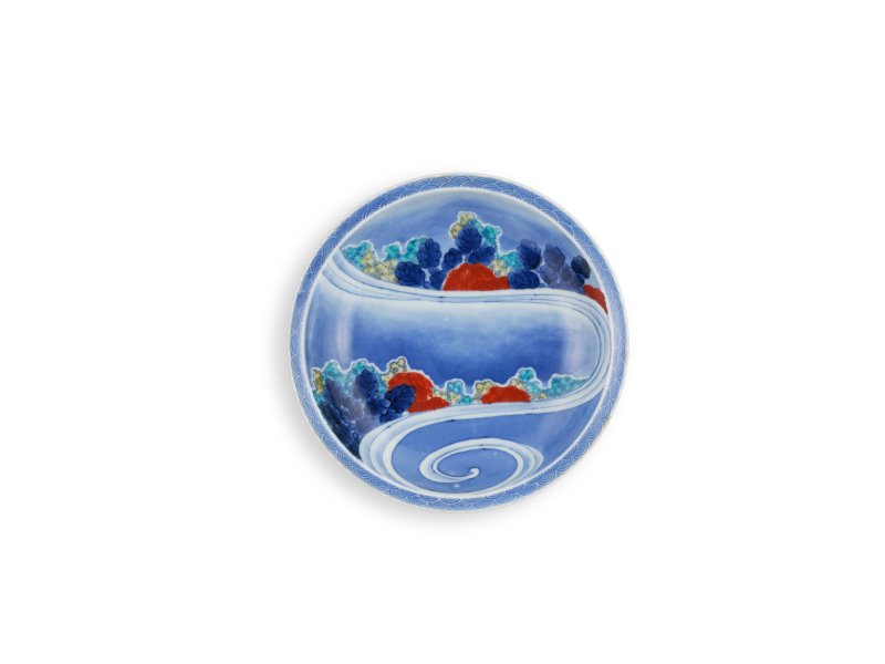 A porcelain dish, Nabeshima ware, Hizen, Edo period, late 17th – early 18th century |  色絵流水草花文皿　肥前　鍋島藩窯　江戸時代中期　17世紀後半～18世紀前半