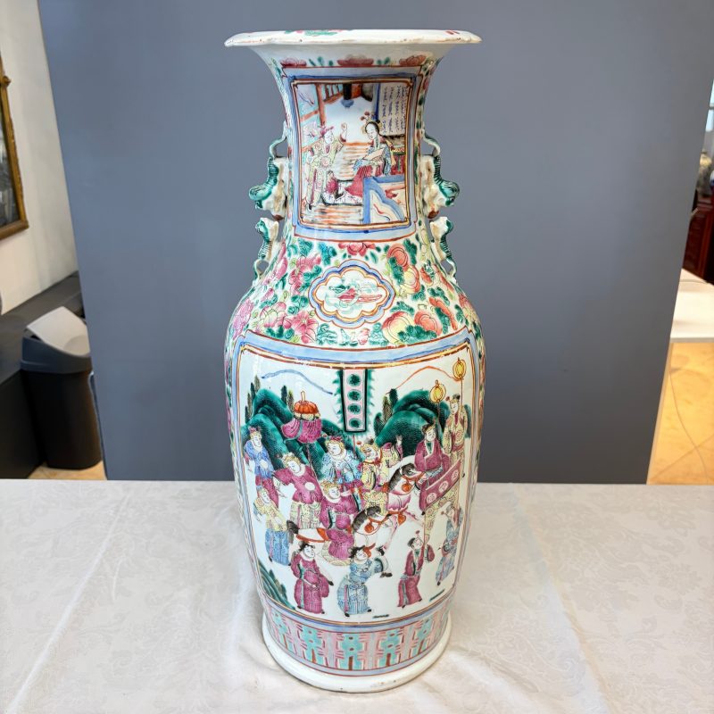 A Chinese famille rose vase with narrative design - 图20