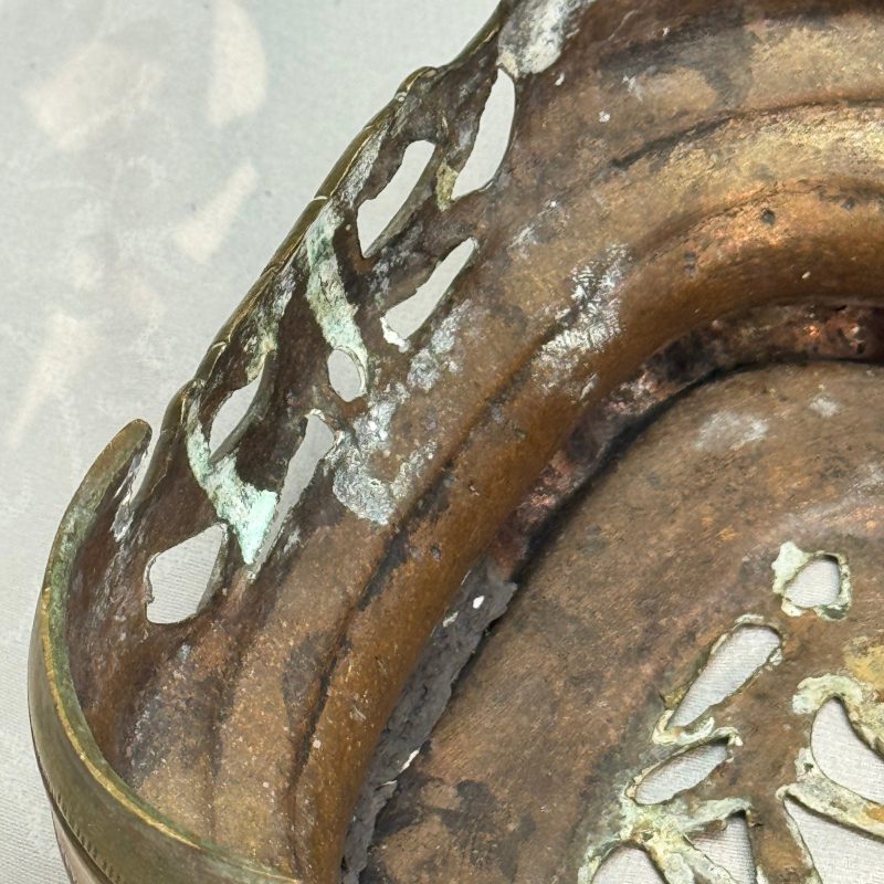 A Vietnamese bronze covered censer and stand - 图46