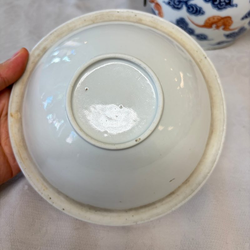 洪福齊天 | A pair of Chinese blue, white and iron-red 'Hong Fu Qi Tian 洪福齊天' warming bowls and covers - 图16