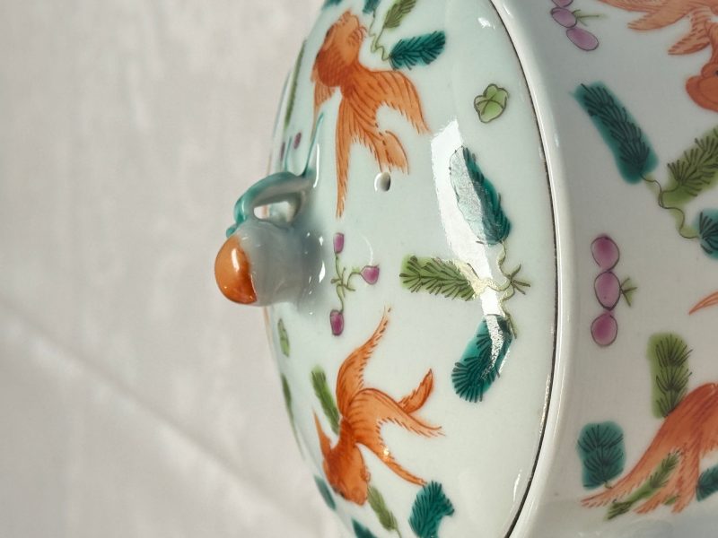 Four Chinese famille rose wares - 图34