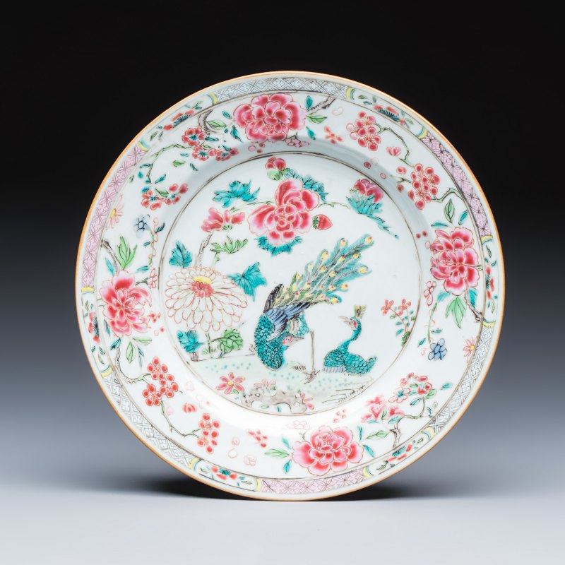 Two Chinese famille rose plates and a pair of Dutch-decorated plates - 图6