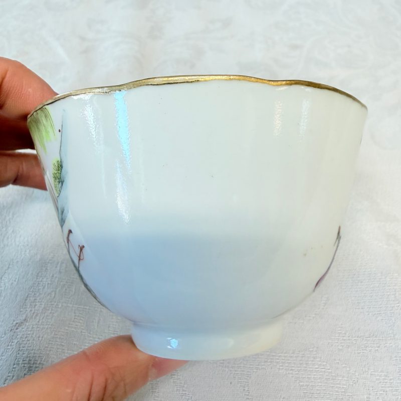 A pair of Chinese doucai bowls with floral design - 图36
