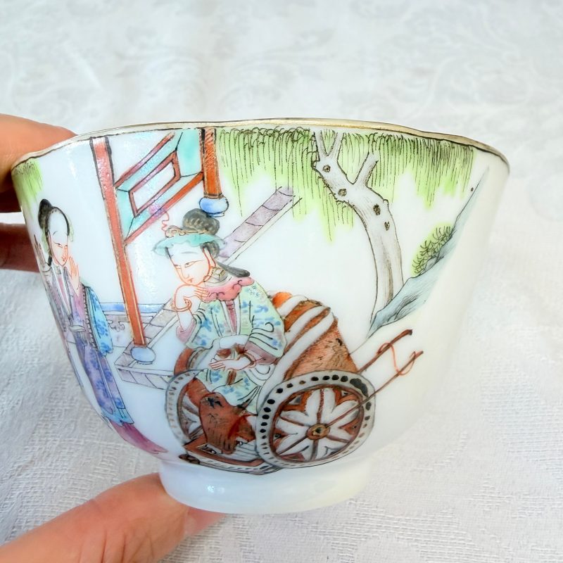 A pair of Chinese doucai bowls with floral design - 图35