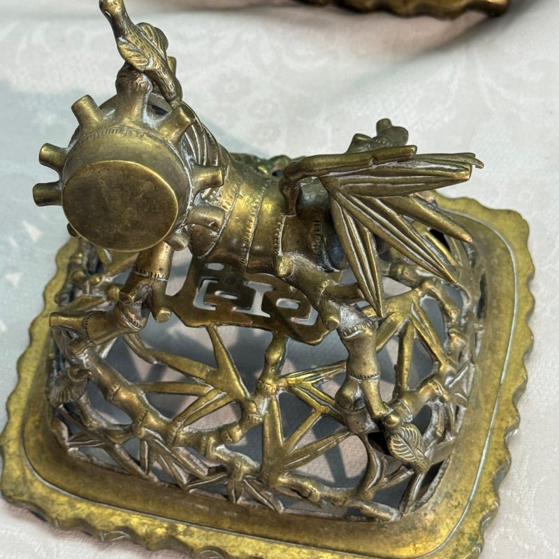A Vietnamese bronze covered censer and stand - 图50