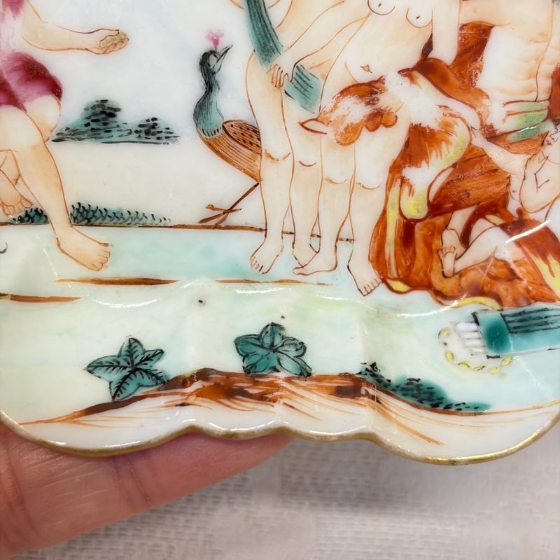A fine Chinese export porcelain 'Judgement of Paris' spoon tray - 图8