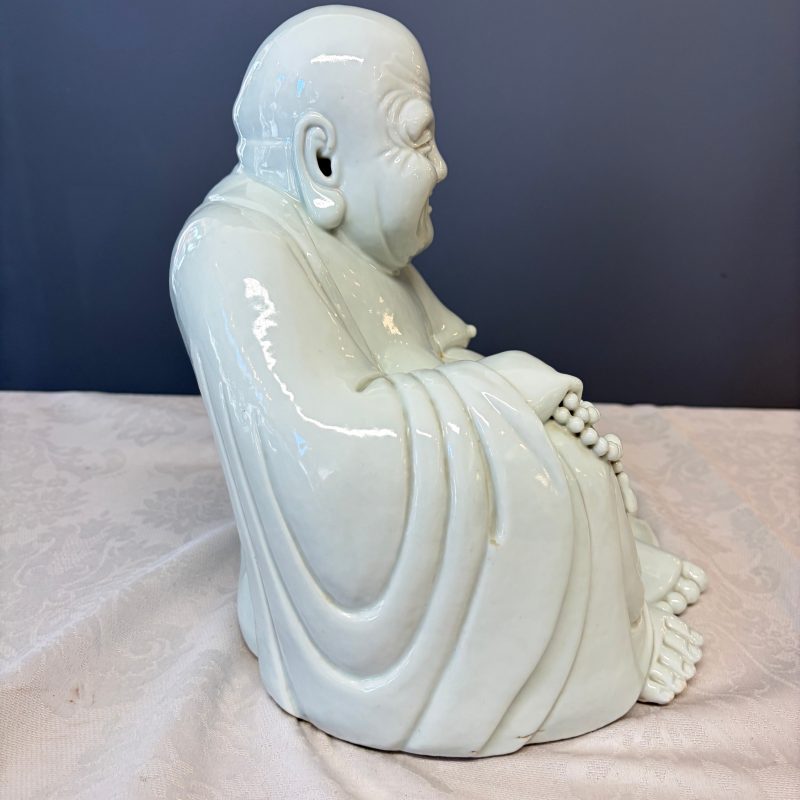 A Chinese white-glazed Milefo Buddha on a gilt-lacquered wooden lotus throne - 图32