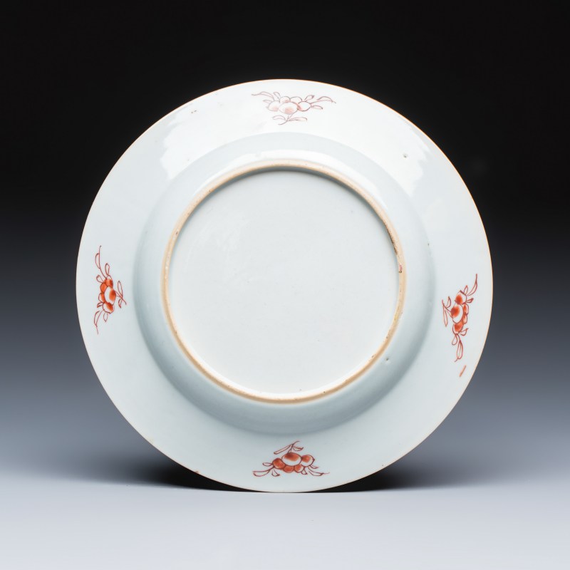 Two Chinese famille rose plates and a pair of Dutch-decorated plates - 图9