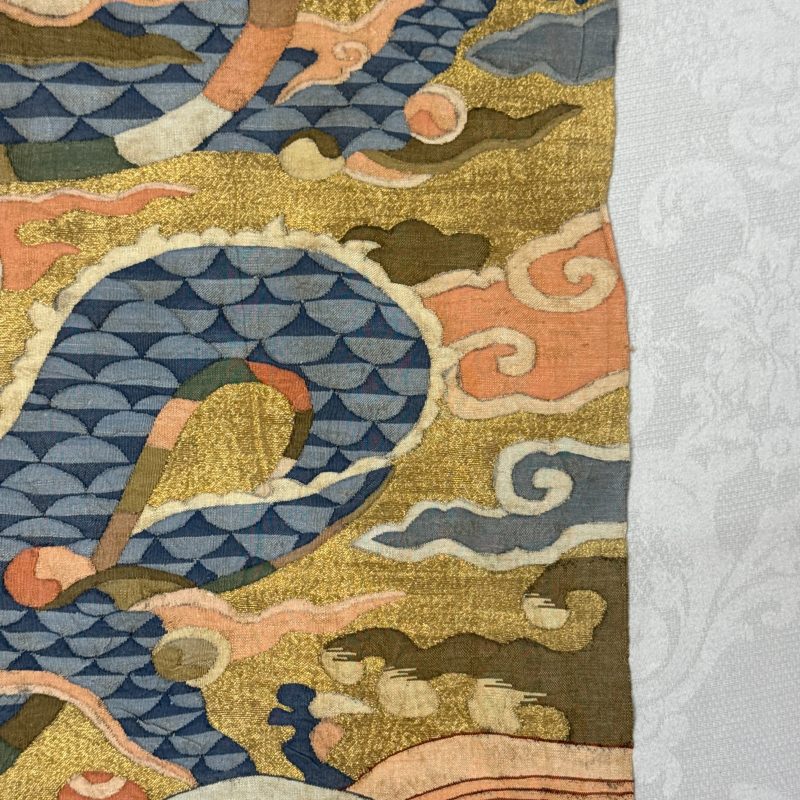 A Chinese kesi 'Deer, Crane and Dragon' panel - 图32