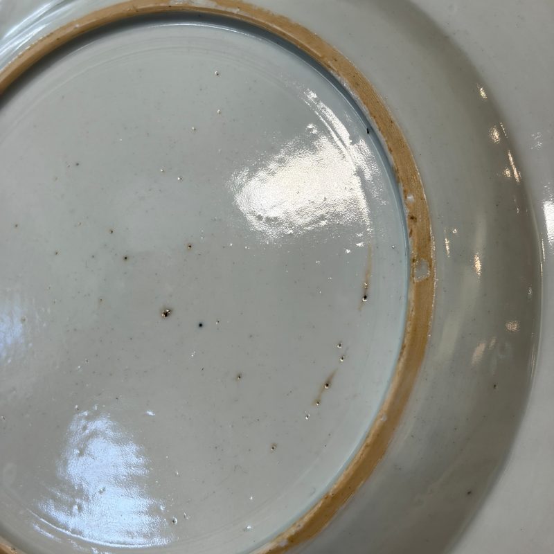 A Chinese famille rose 'Fisherman, Lady and Child' plate - 图11