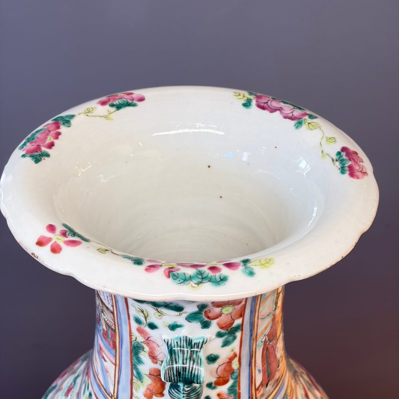 A Chinese famille rose vase with narrative design - 图28