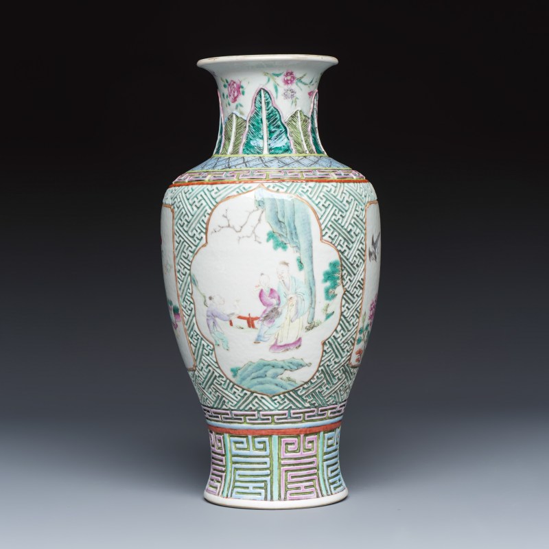 王羲之 | A Chinese famille rose 'Wang Xizhi 王羲之' vase - 图2